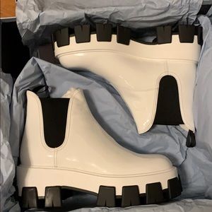Prada Monolith boots white patent with black 37